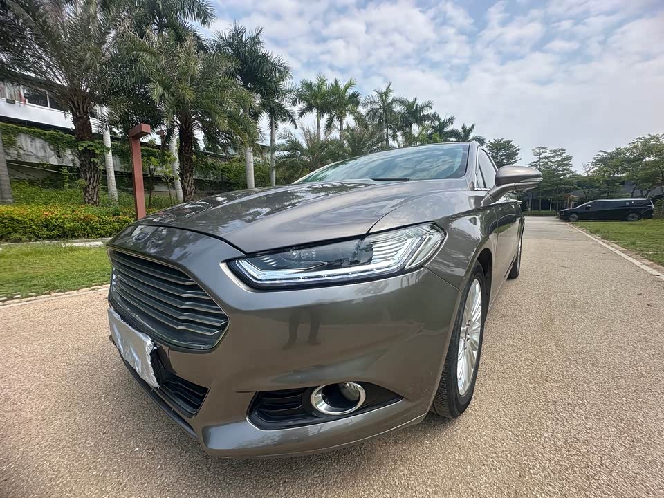 Ford Mondeo Ford Mondeo