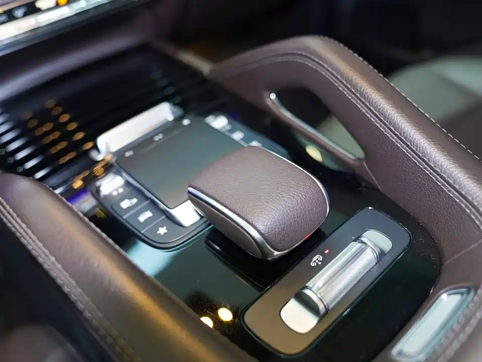 Mercedes-Benz GLE Mercedes-Benz GLE