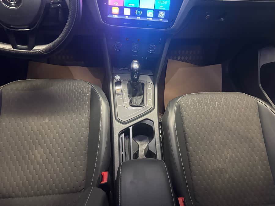Volkswagen Tiguan L 2018, фото 25