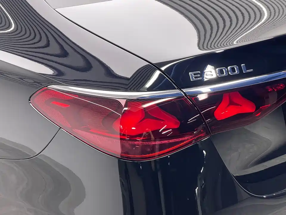 Mercedes-Benz E-class Mercedes-Benz E-class