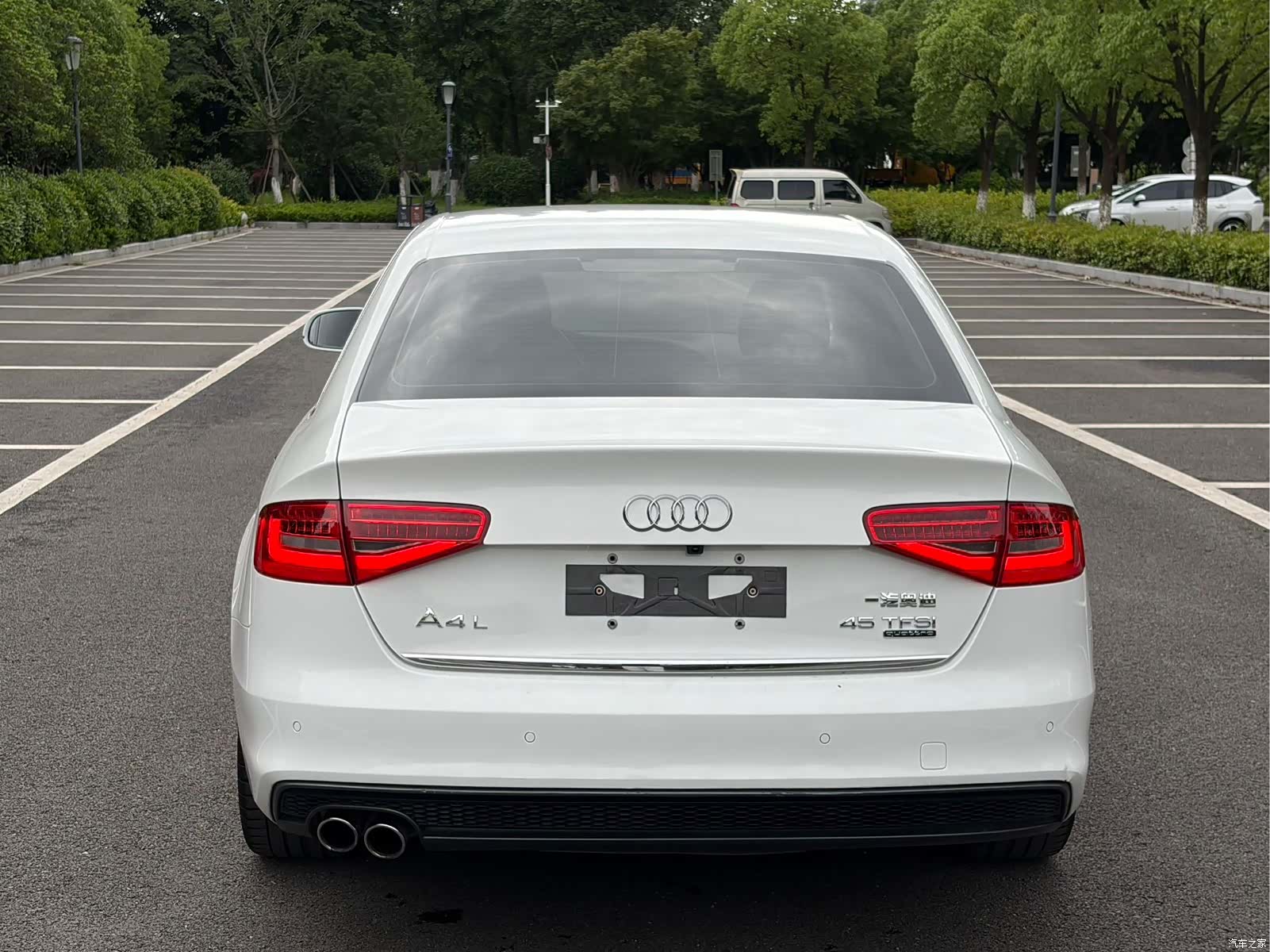 Audi A4L, 2016 12