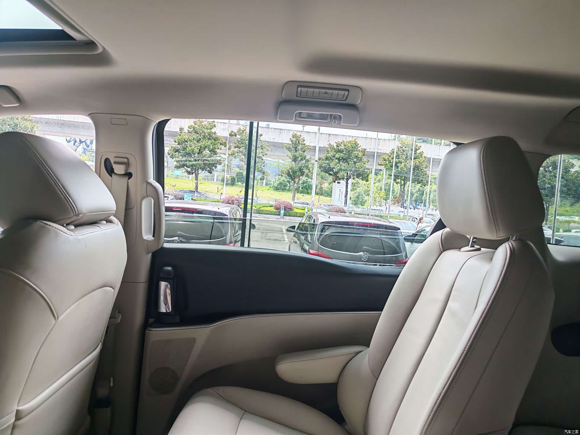 Buick GL8, 2019 17