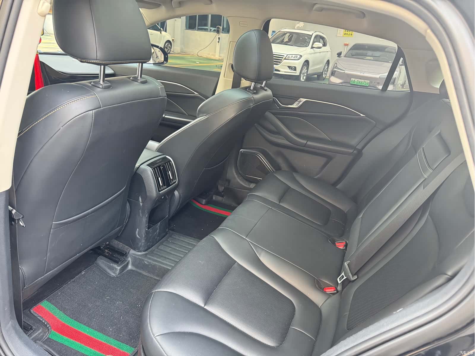 Bestune B70, 2022 24