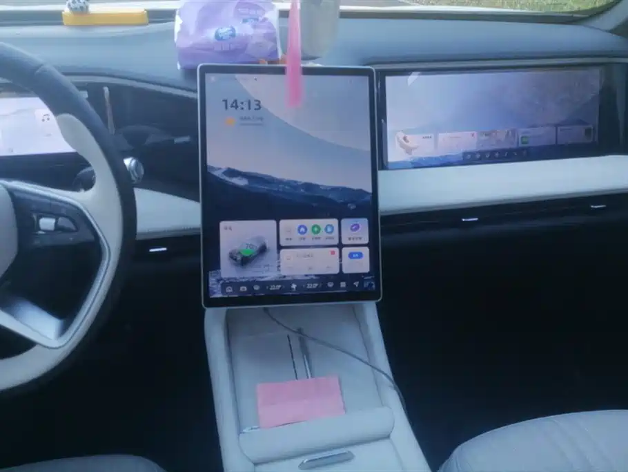 Geely Galaxy Galaxy L7