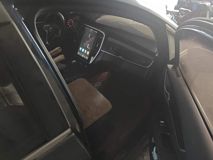 BYD Song MAX 2017 1.5T АКПП zhi lian Люкс 7 seats
