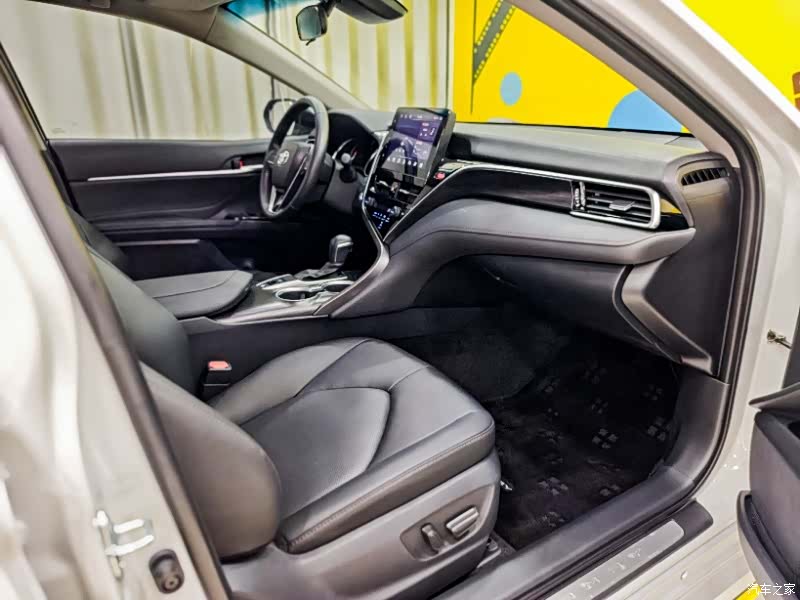 Toyota Camry, 2023 17