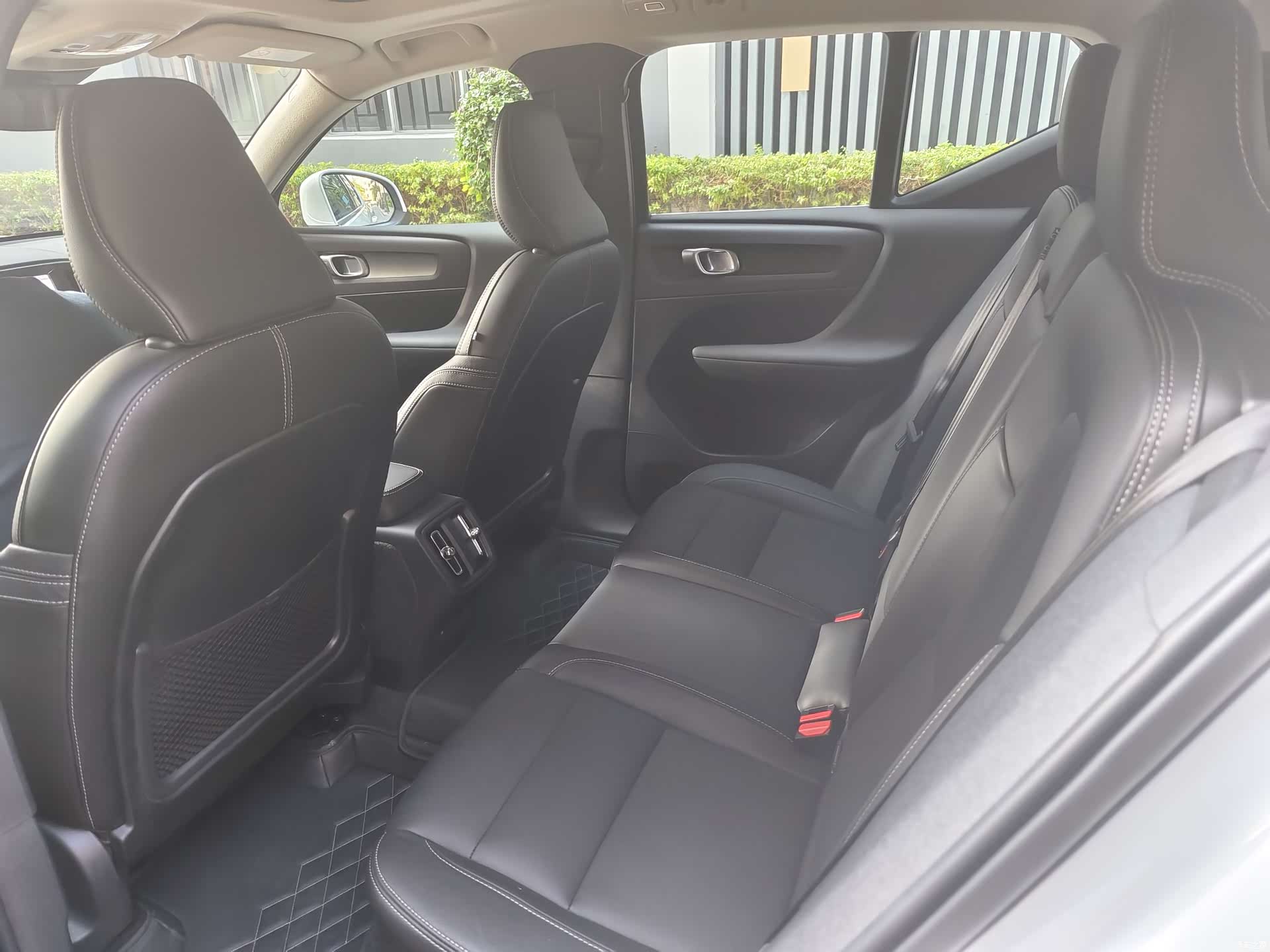 Volvo XC40, 2024 7