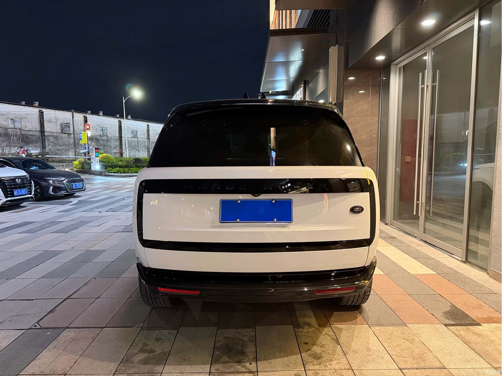 Land Rover Range Rover, 2024 4