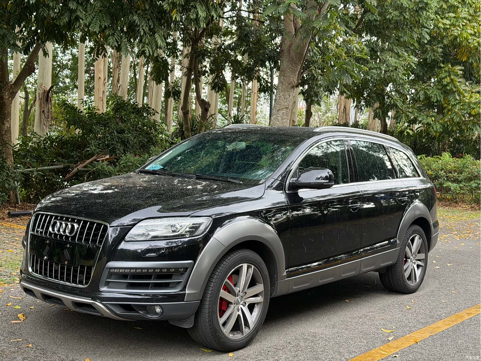 Audi Q7, 2015 1
