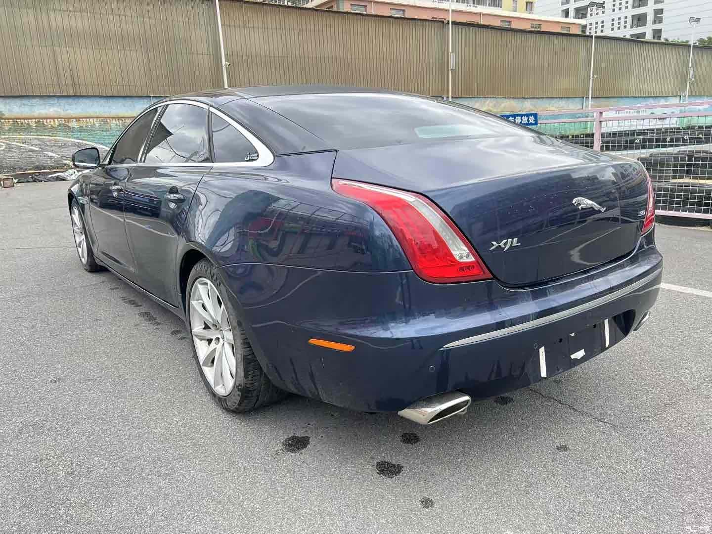 Jaguar XJ, 2013 8