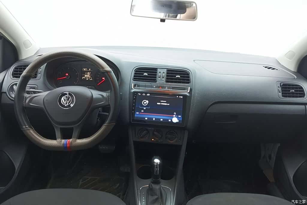 Volkswagen Polo, 2019 12