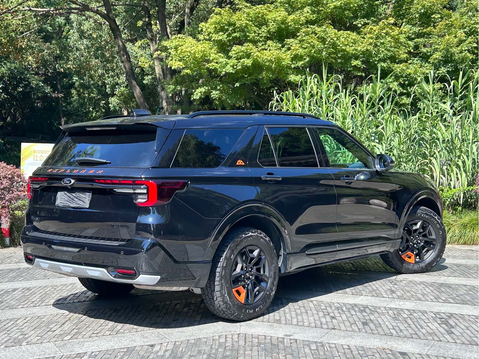 Ford Explorer, 2026 все фото