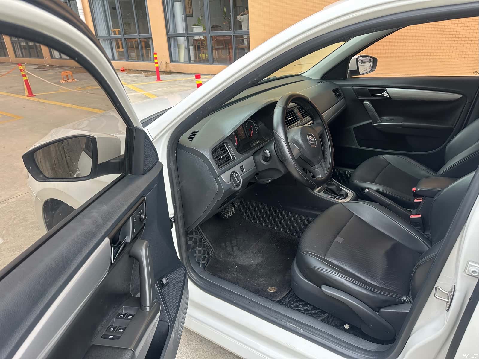 Volkswagen Lavida, 2017 4