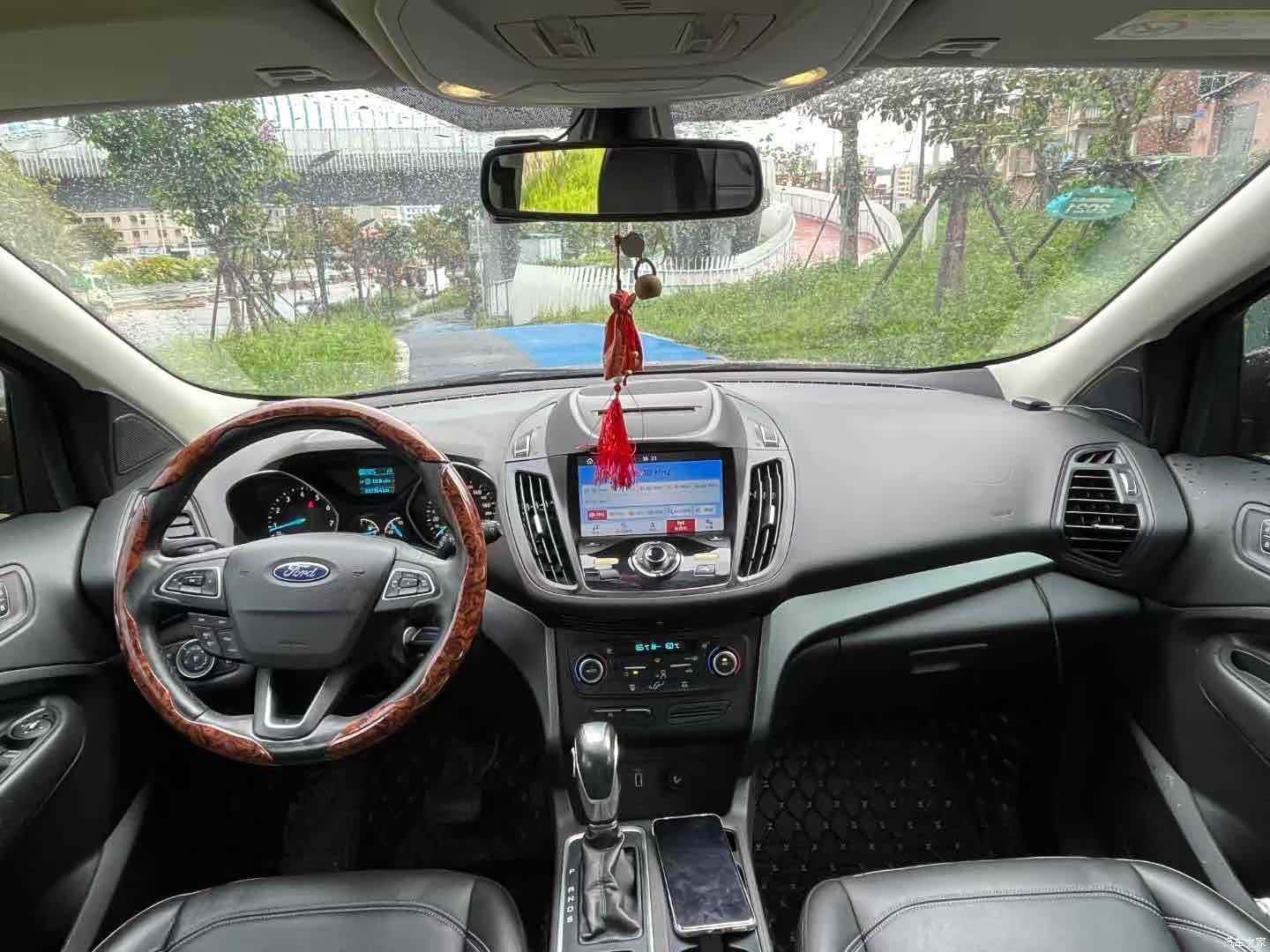 Ford Kuga, 2018 все фото