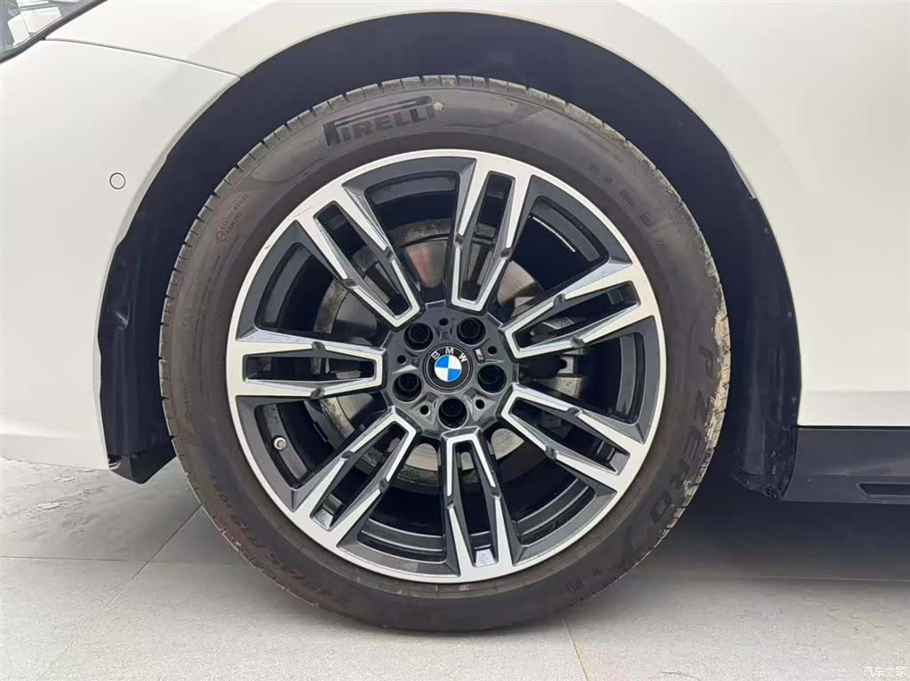 BMW 5 Series, 2025 18