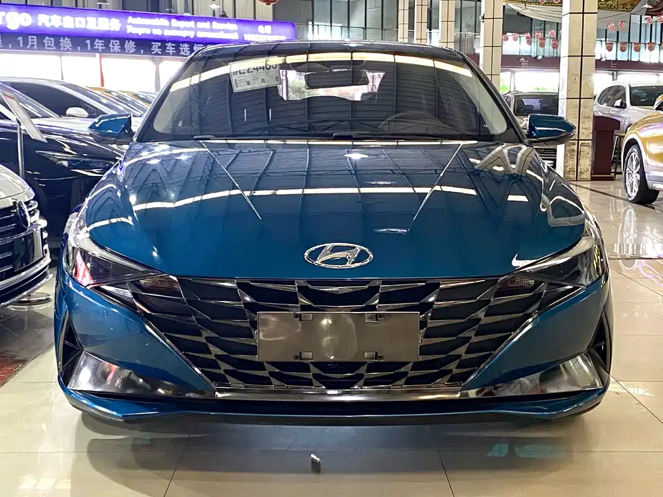 Hyundai Elantra