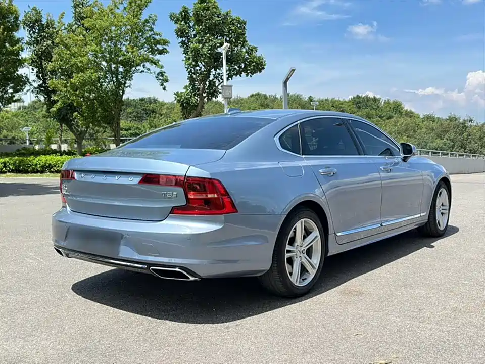 Volvo S90 Volvo S90