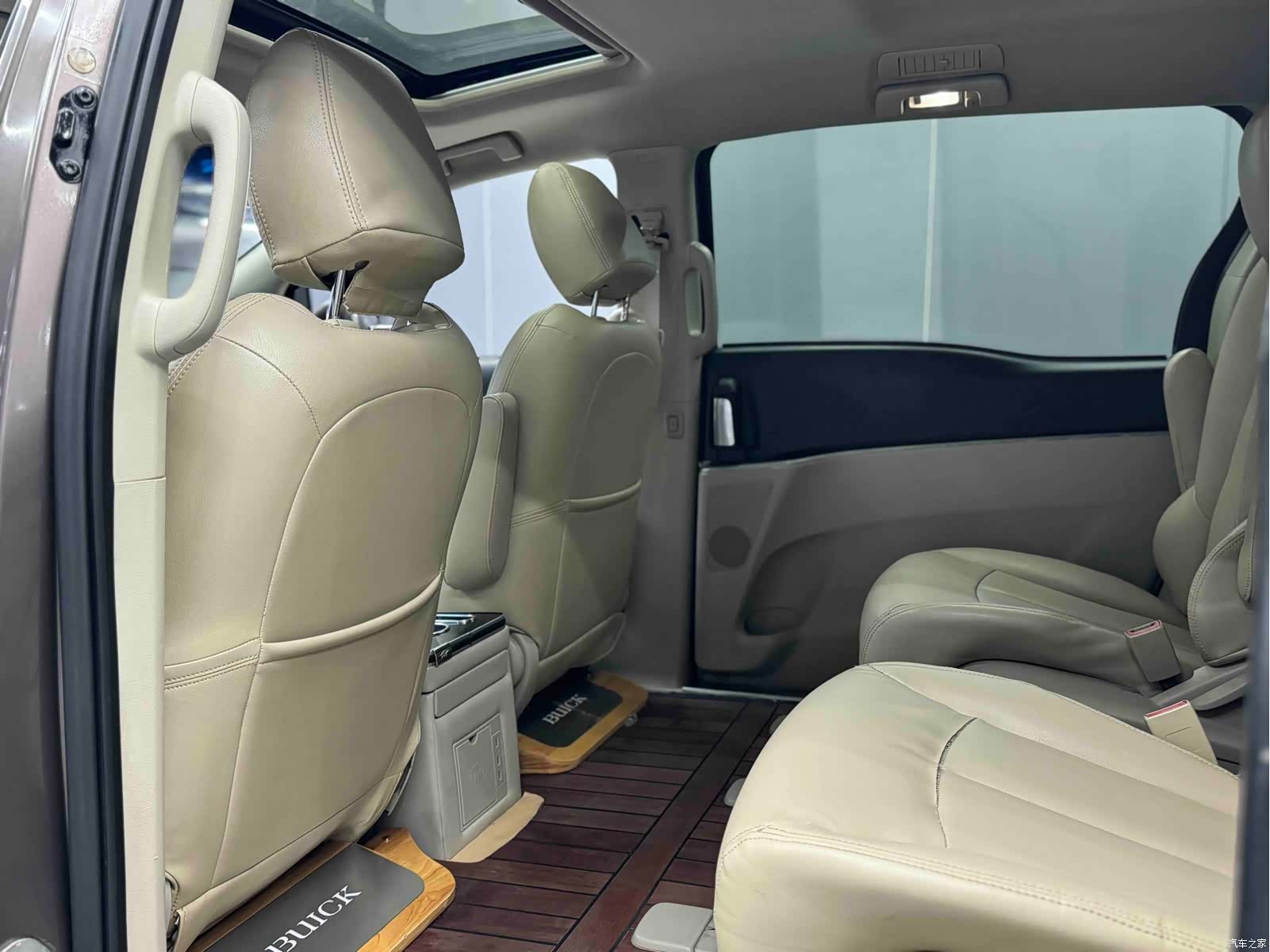 Buick GL8, 2016 все фото