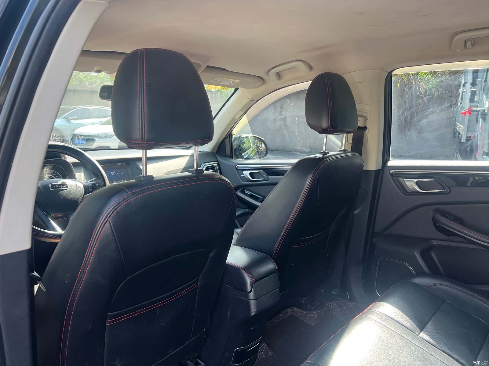Zotye X5, 2016 18