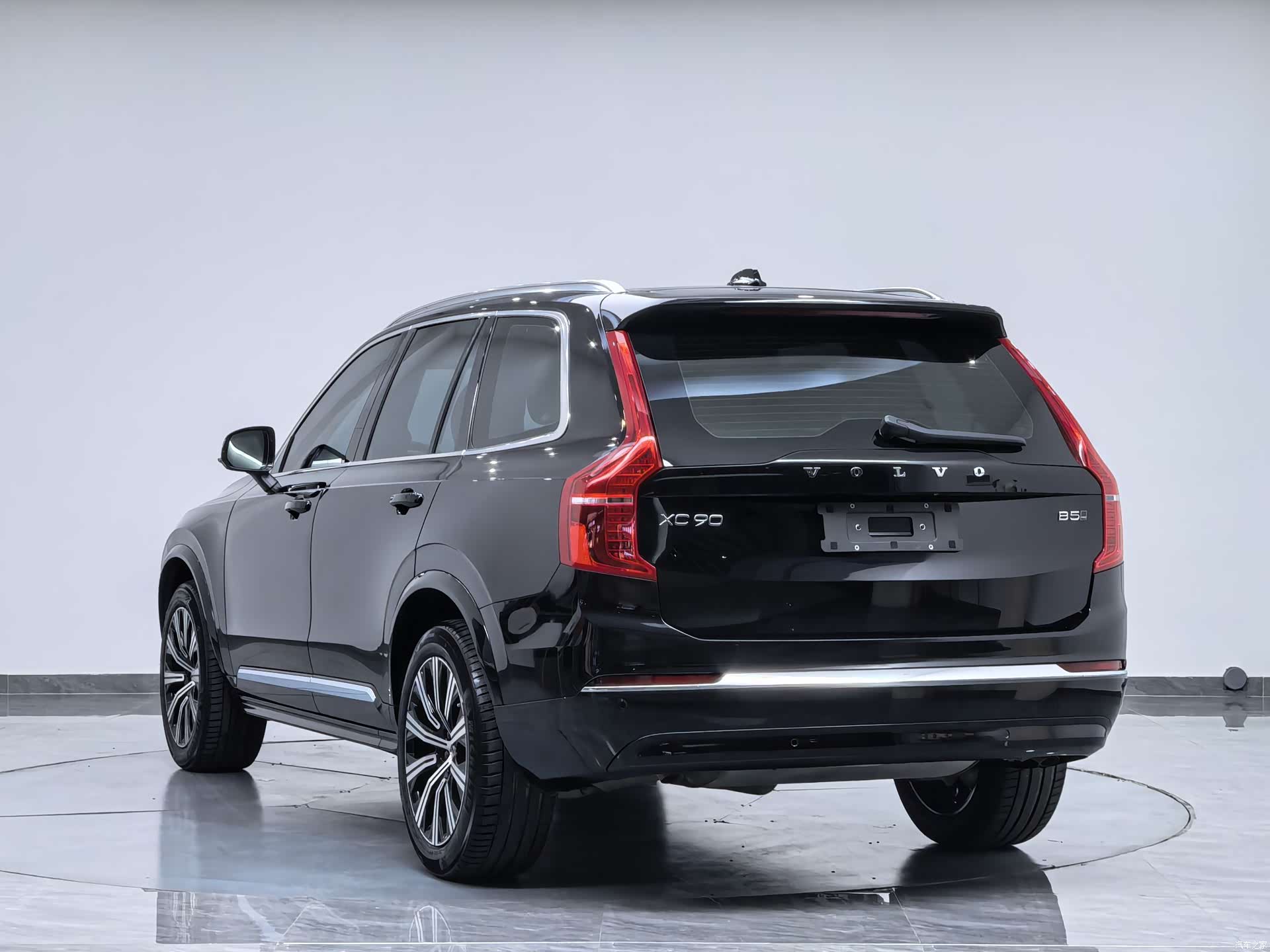 Volvo XC90, 2024 8