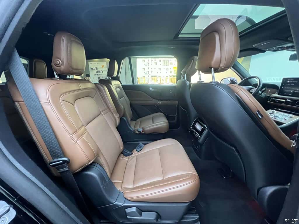 Lincoln Aviator, 2021 26