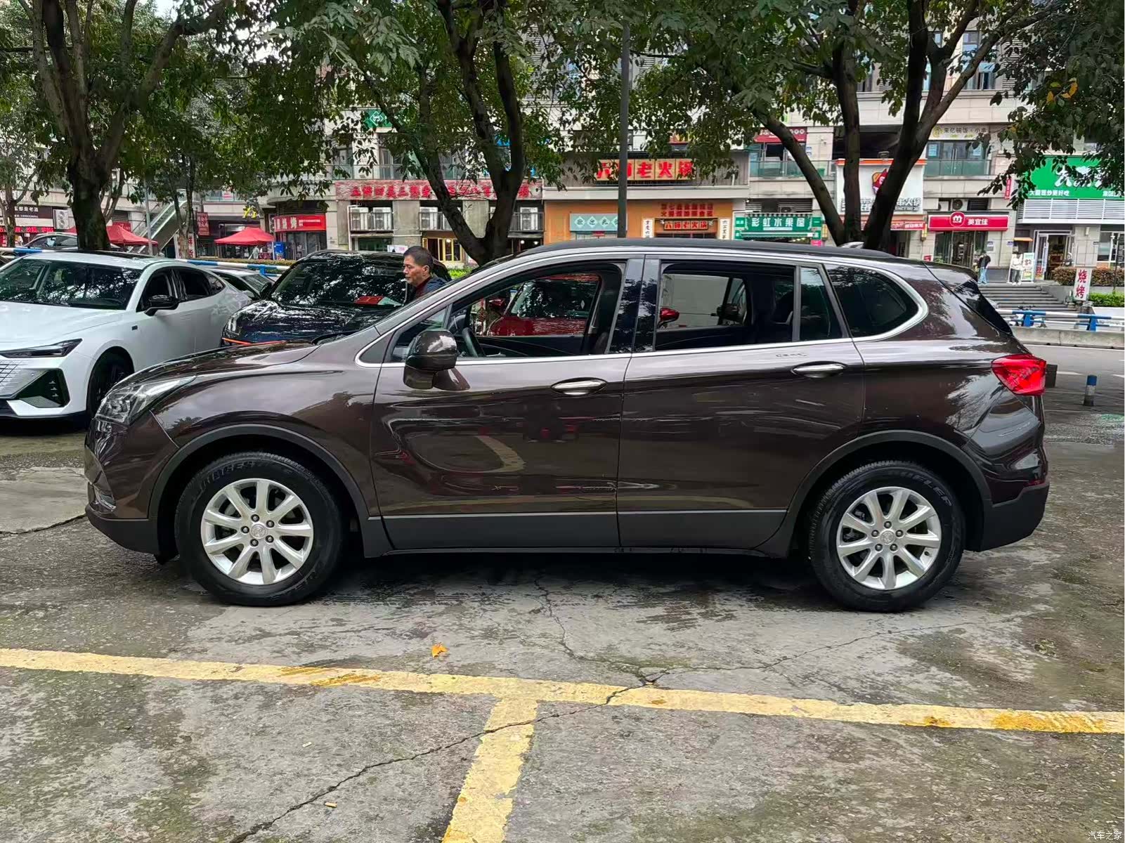 Buick Envision Plus, 2021 4