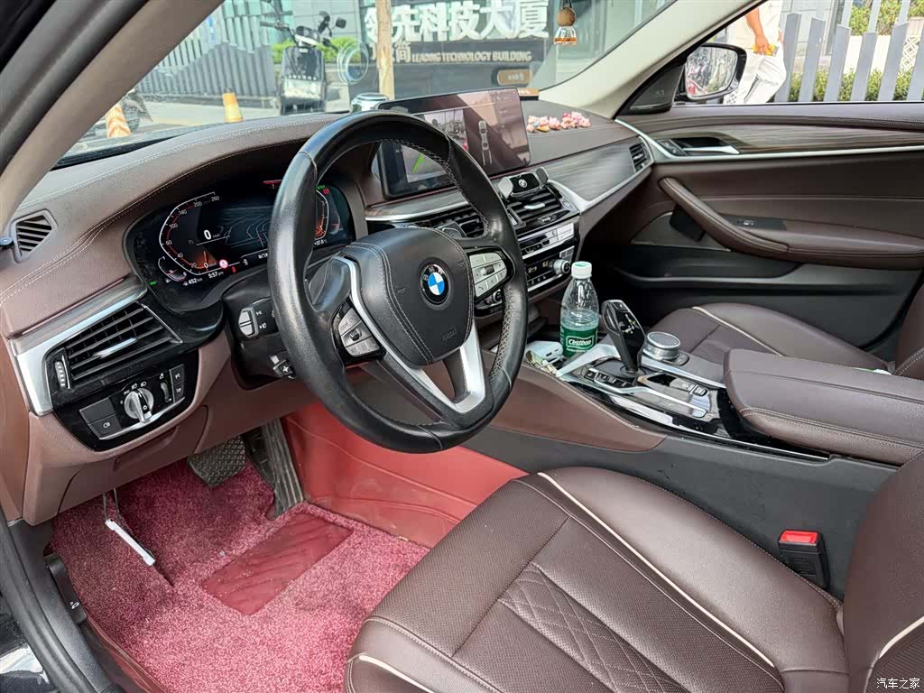 BMW 5 Series, 2022 7