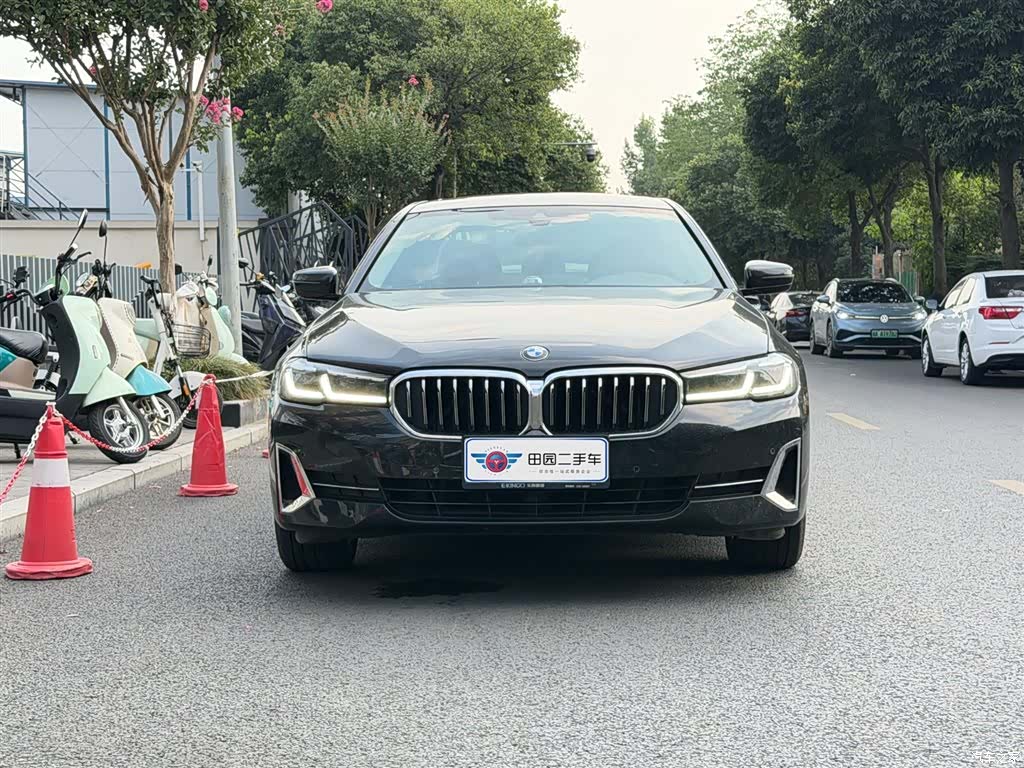 BMW 5 Series, 2022 2