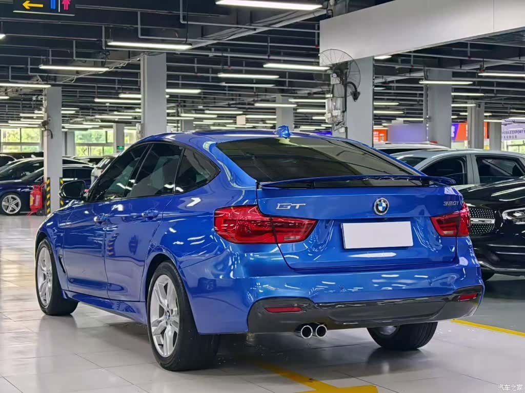 BMW 3 Series, 2017 все фото