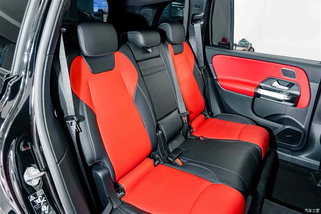 Mercedes-Benz GLB, 2023 23
