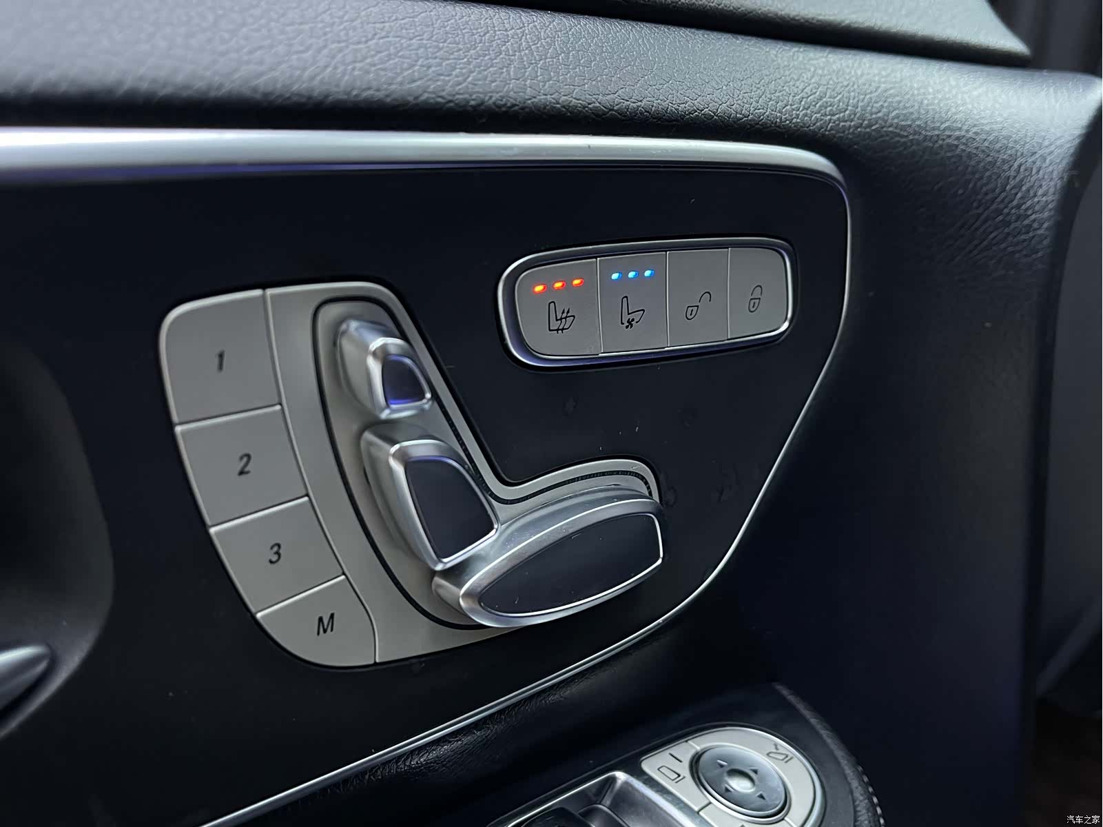 Mercedes-Benz V-Class, 2020 14