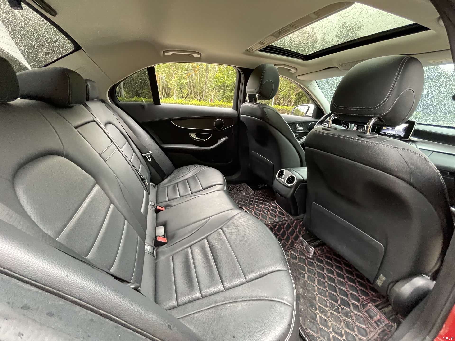 Mercedes-Benz C-Class, 2018 11