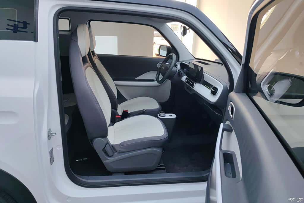 Geely Panda, 2026 8