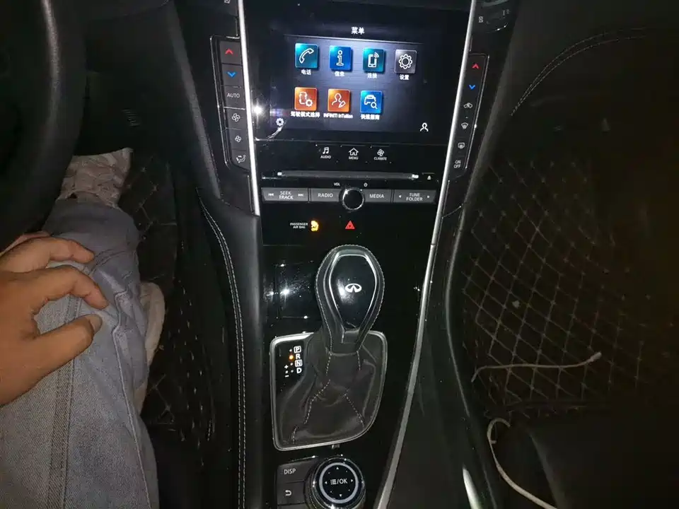 Infiniti Q50L Infiniti Q50L