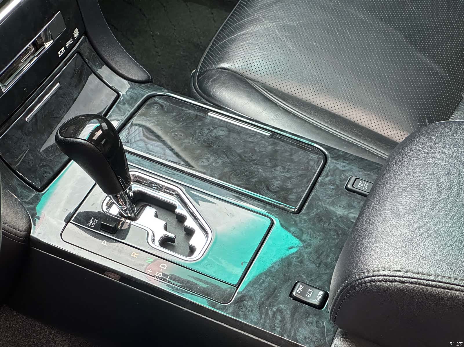 Toyota Crown, 2007 12