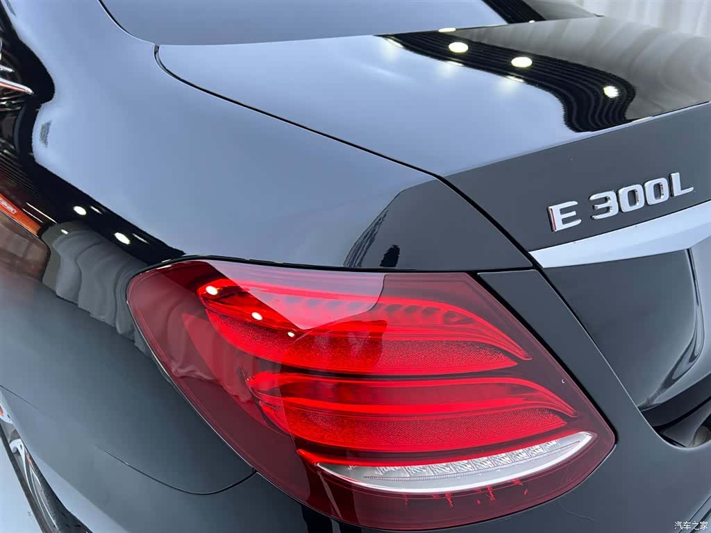 Mercedes-Benz E-Class, 2017 27