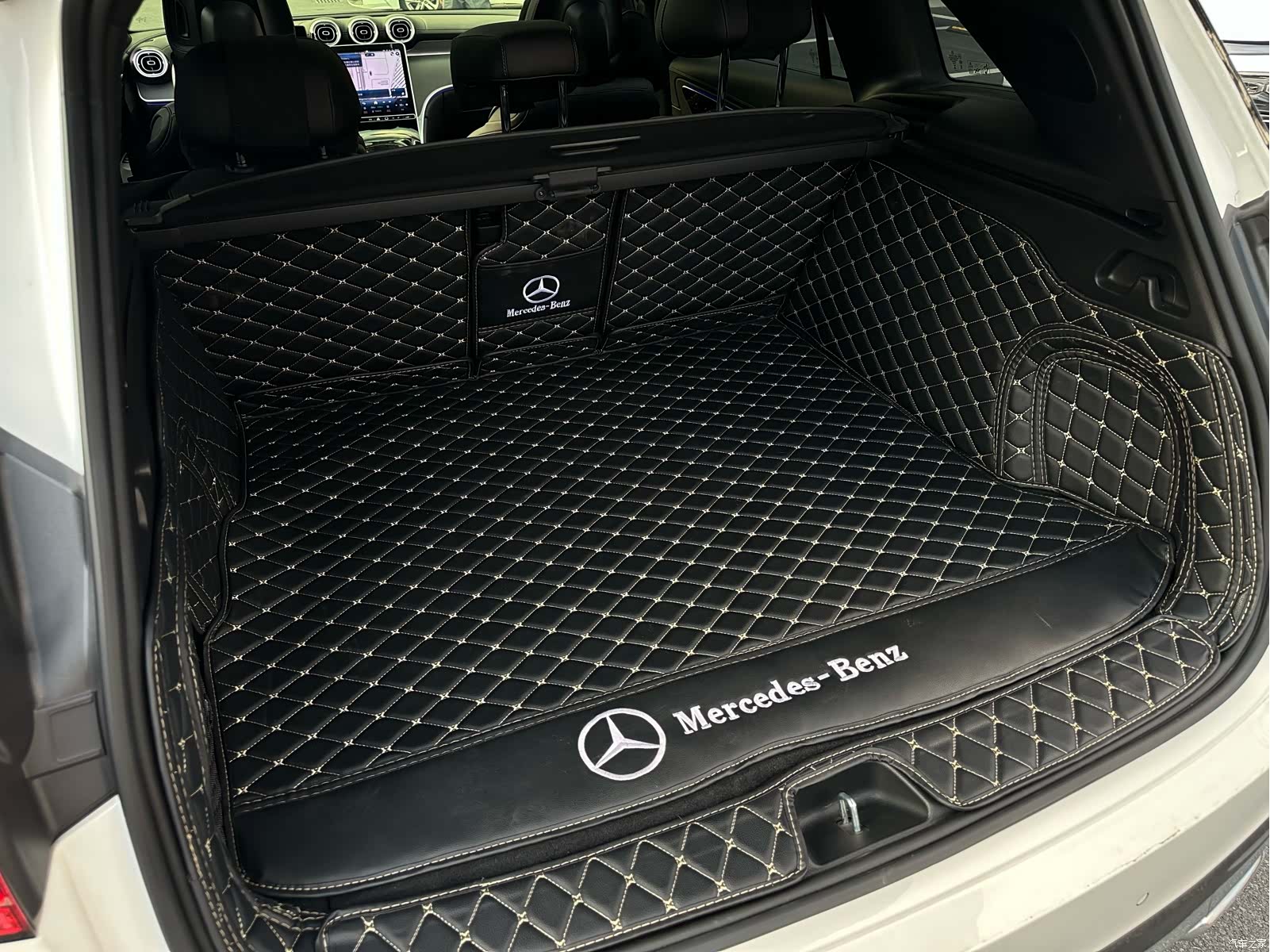 Mercedes-Benz GLC, 2023 21