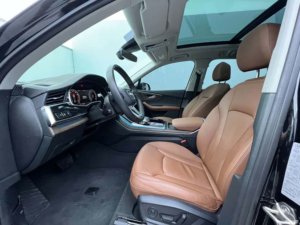 Audi Q7, 2024 9
