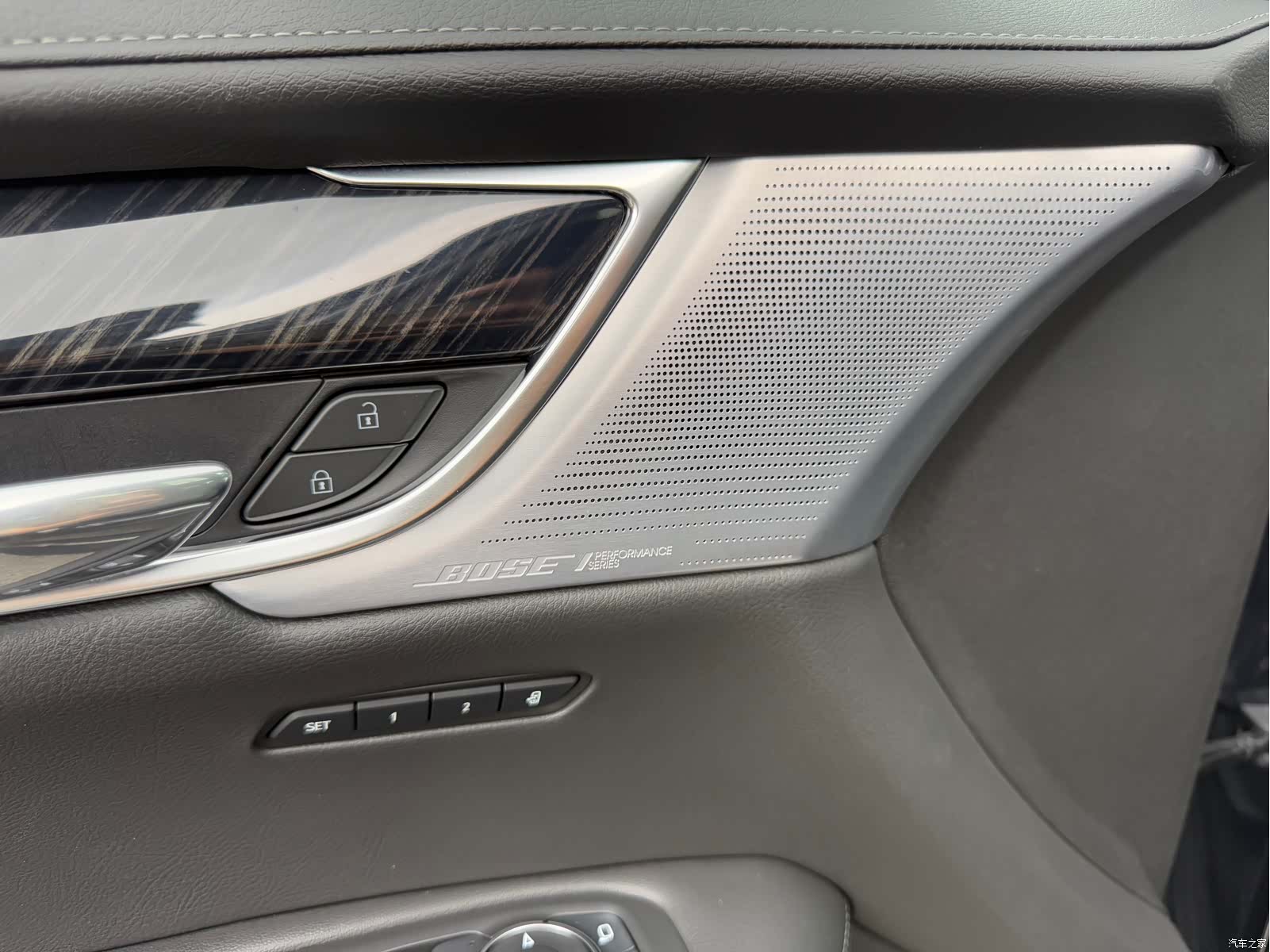 Cadillac XT6, 2022 13