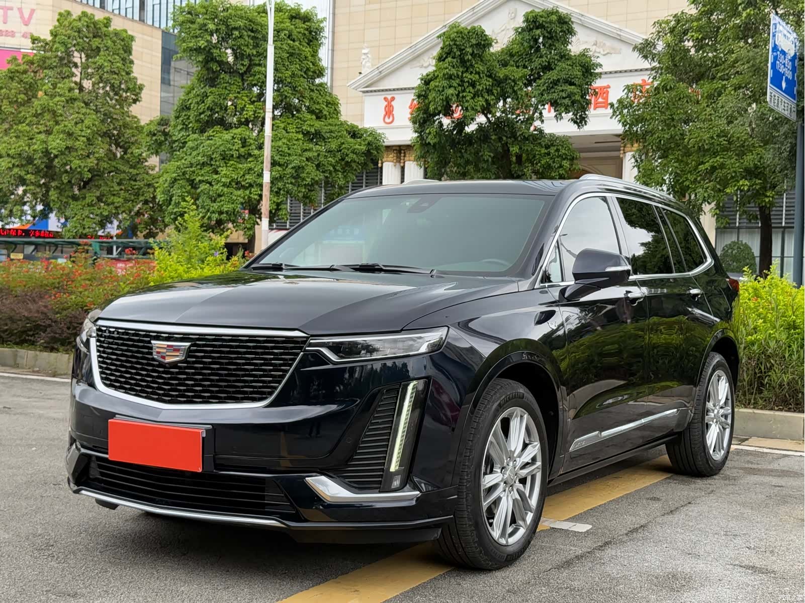Cadillac XT6