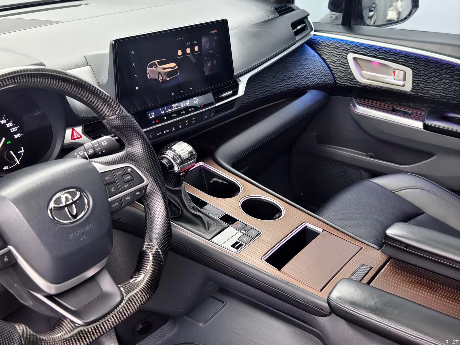 Toyota Sienna, 2024 9