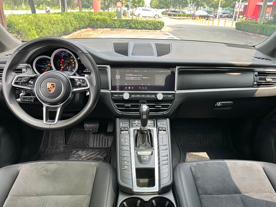 Porsche Macan Porsche Macan