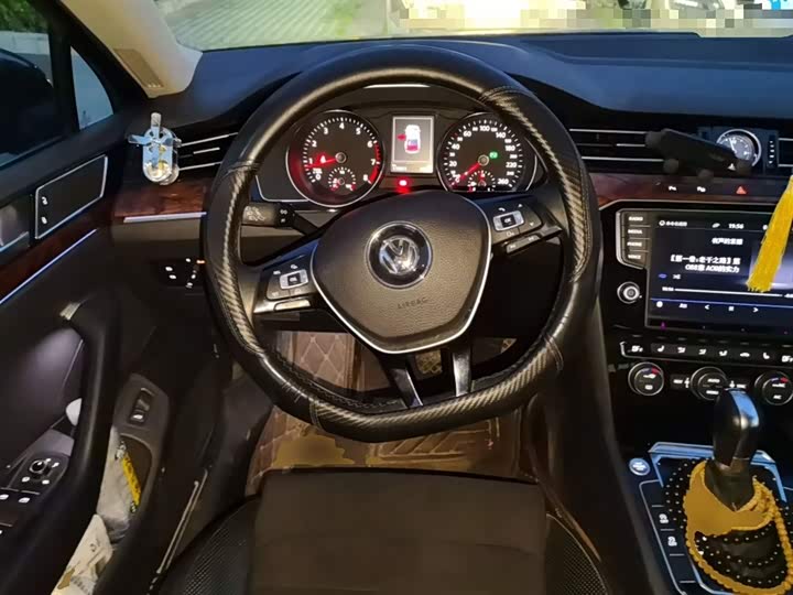 Volkswagen Magotan, 2016 года фото 12
