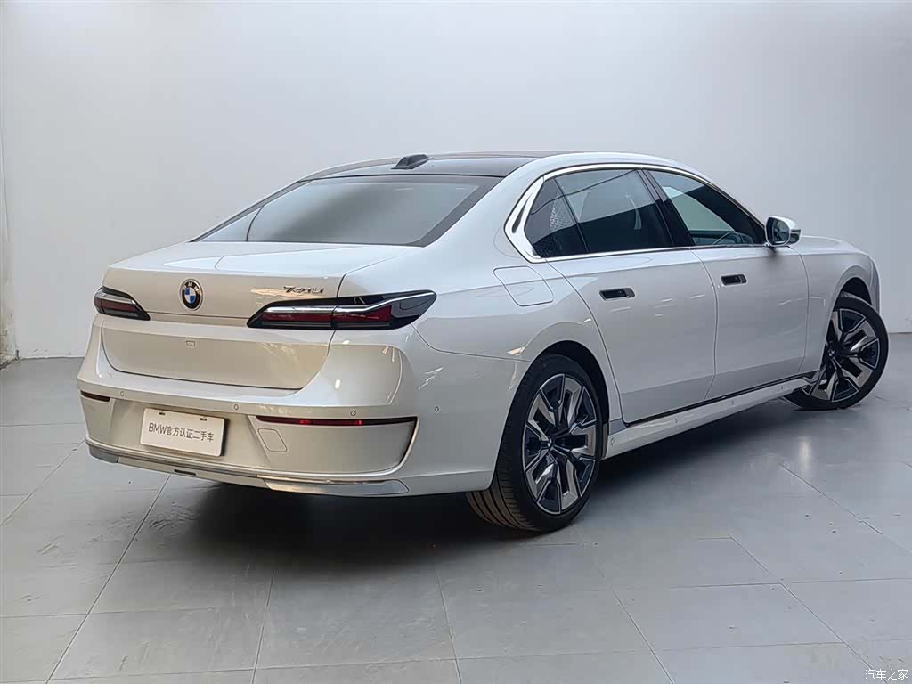 BMW 7 Series, 2024 4
