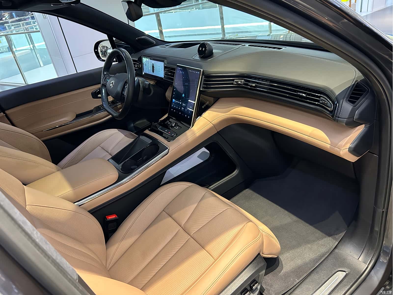 NIO ES8, 2020 7