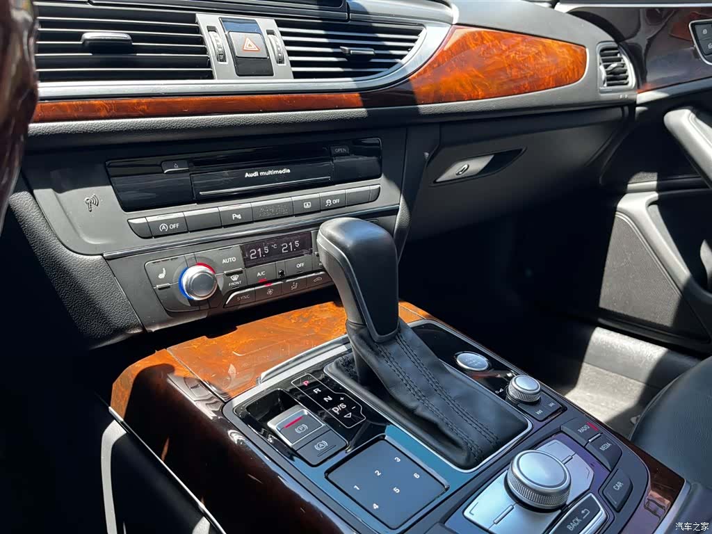 Audi A6L, 2016 18