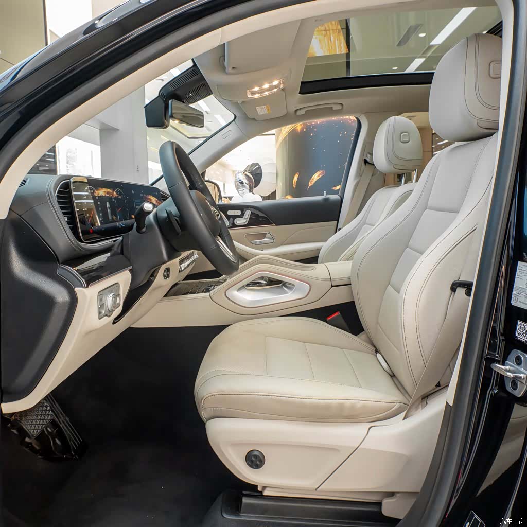 Mercedes-Benz GLE, 2023 15