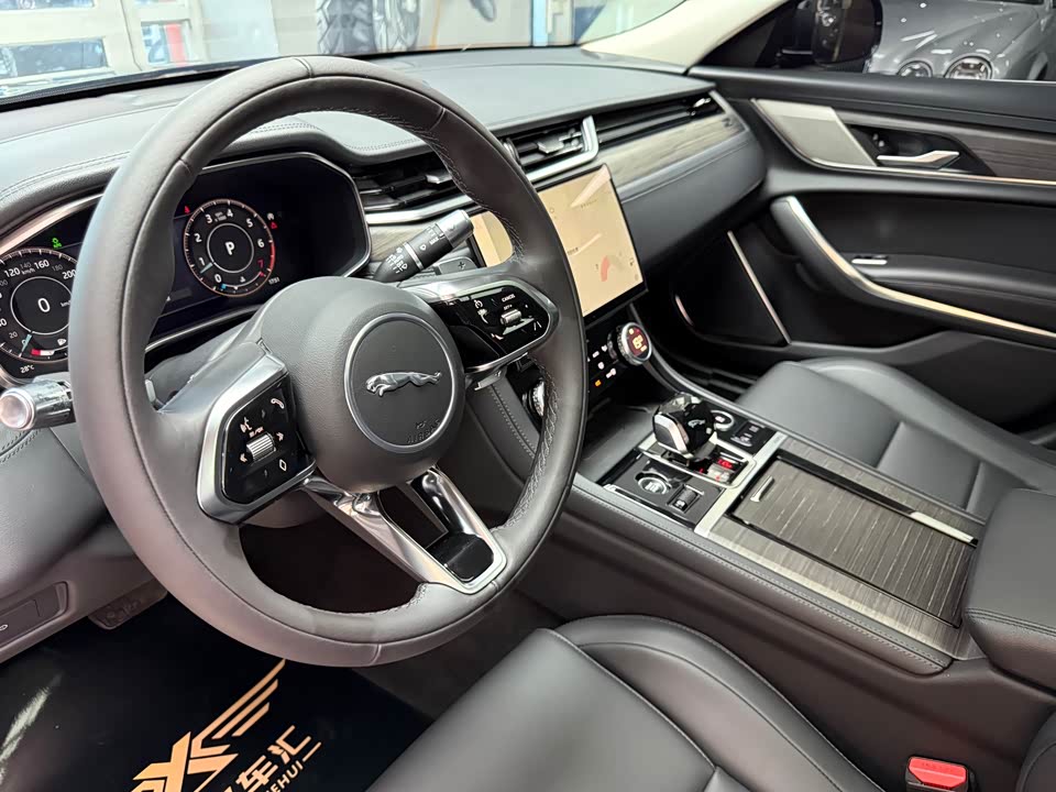 Jaguar XFL Jaguar XFL