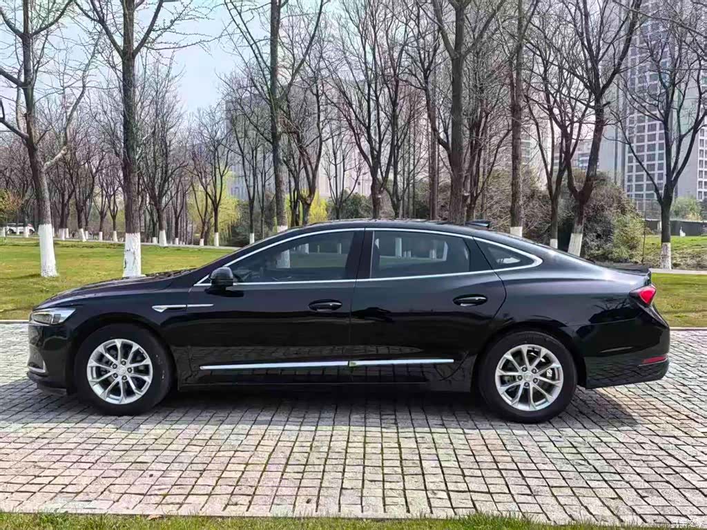 Buick LaCrosse, 2021 3