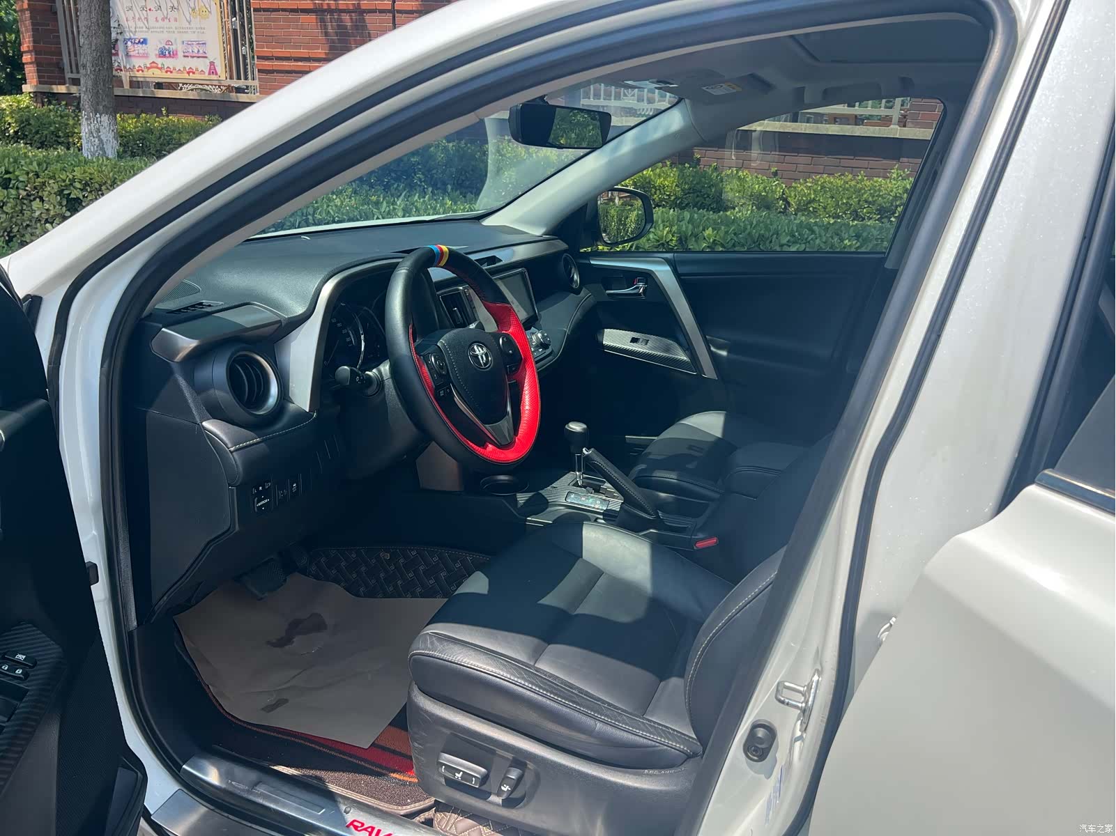 Toyota RAV4, 2016 8
